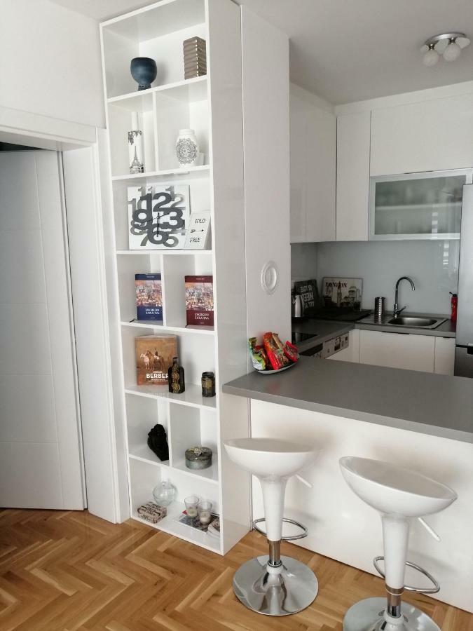 Modern Sarajevo Apartment Ngoại thất bức ảnh